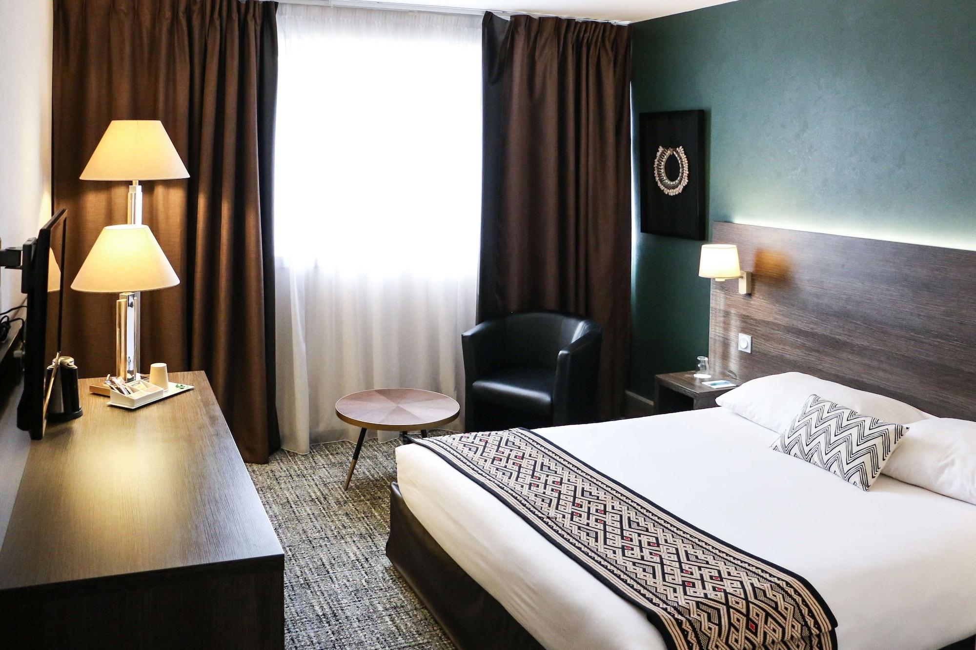 Best Western Plus Hotel Admiral La Tour-de-Salvagny Exterior photo