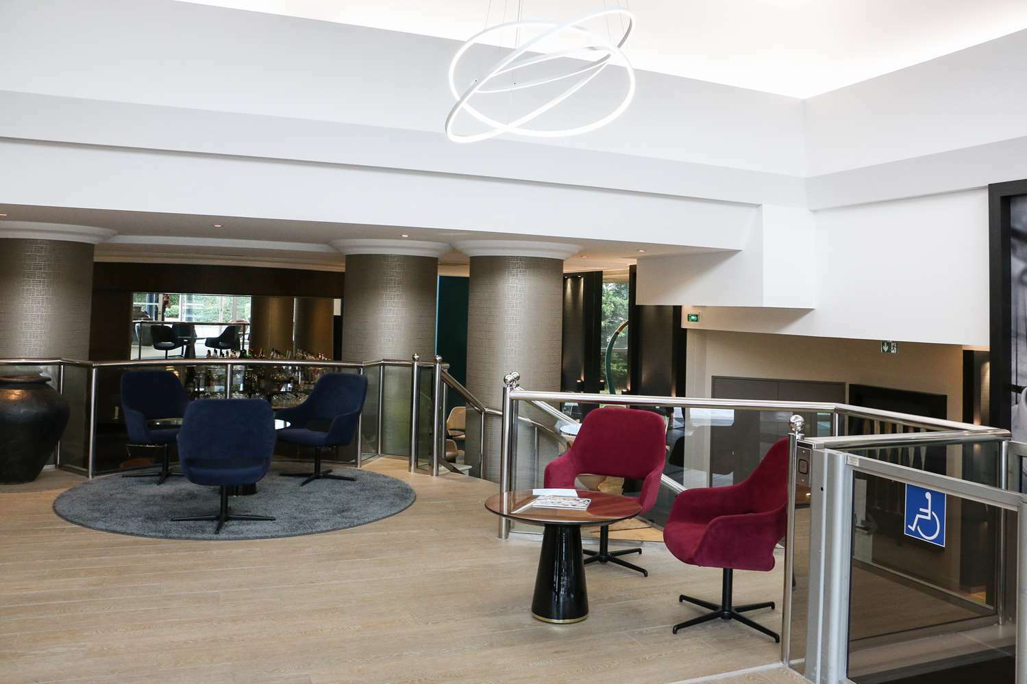 Best Western Plus Hotel Admiral La Tour-de-Salvagny Exterior photo